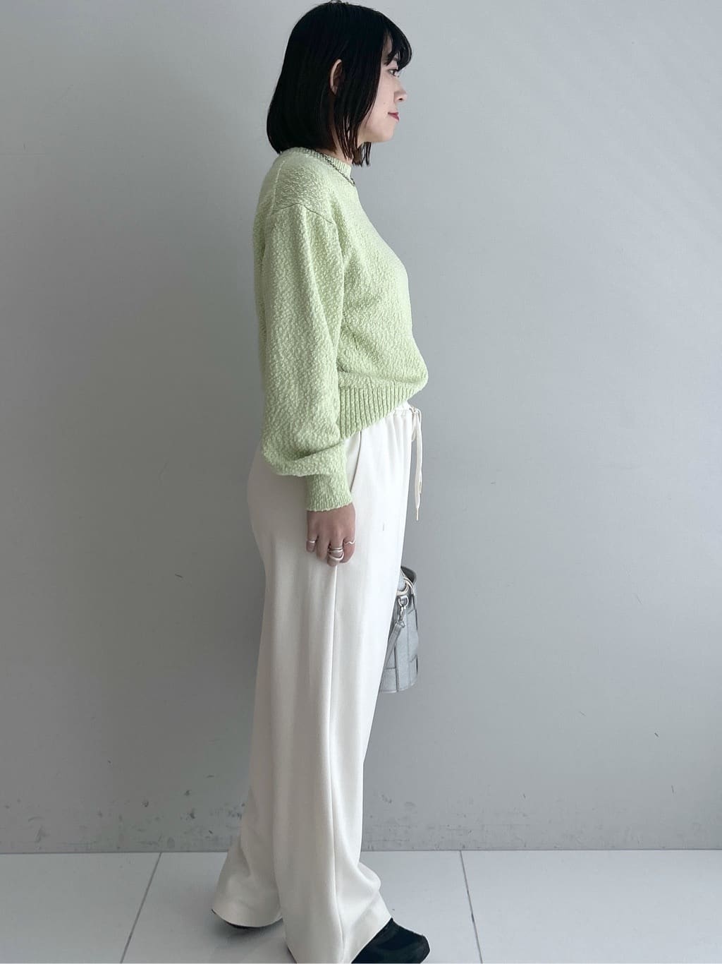Hirokaさんの「Dessin｜【花粉ガード/撥水加工/洗える】ステンカラースプリングコート」を使ったコーディネート