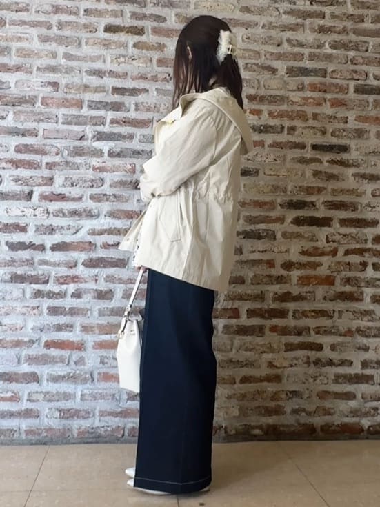 tokiさんの「THE SHOP TK｜【ウエスト調節可能ですっきり見え】フーデットブルゾン/洗える」を使ったコーディネート