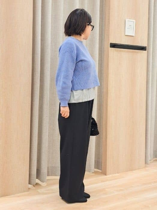 ふるさんの「grove｜きれい見えとイージーな着心地を両立した、ウエストシャーリング ワイドパンツ」を使ったコーディネート