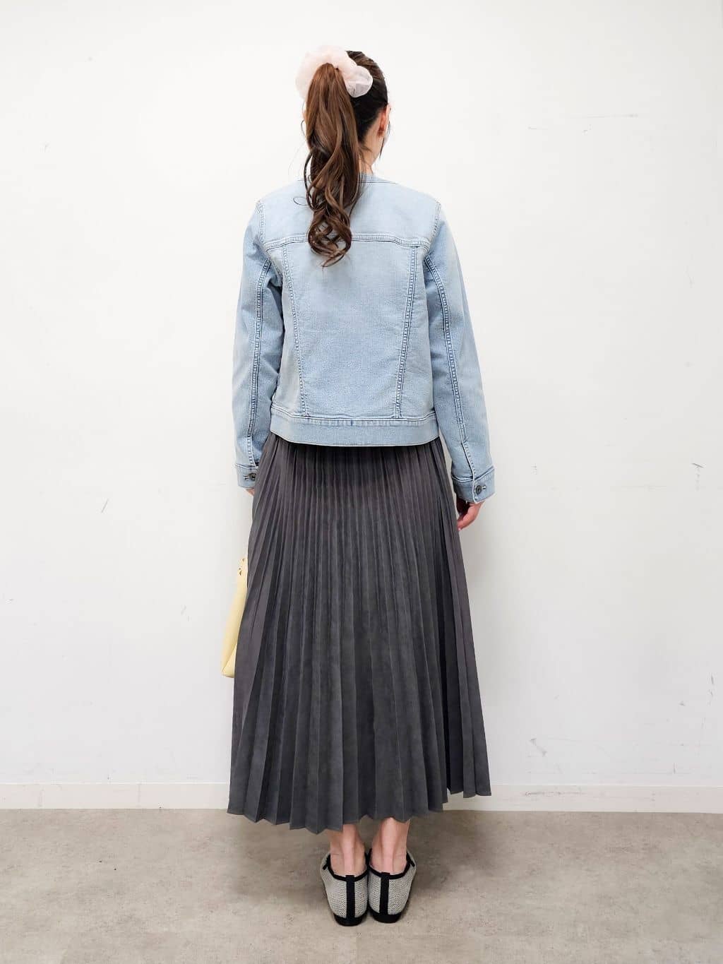 ゆゆさんの「SHOO･LA･RUE｜【洗濯機可/S-LL/アンサンブル可】結局、シンプル クルーネックニット」を使ったコーディネート