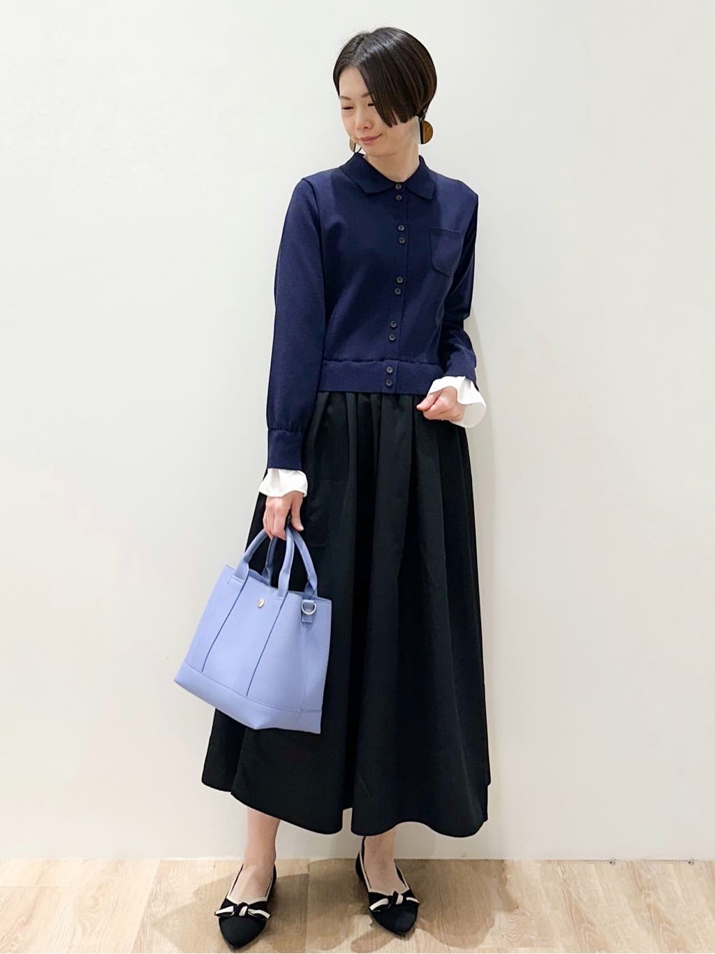 yurieさんの「OPAQUE.CLIP｜ポロ襟ニットドッキングフレアワンピース【洗濯機OK】」を使ったコーディネート