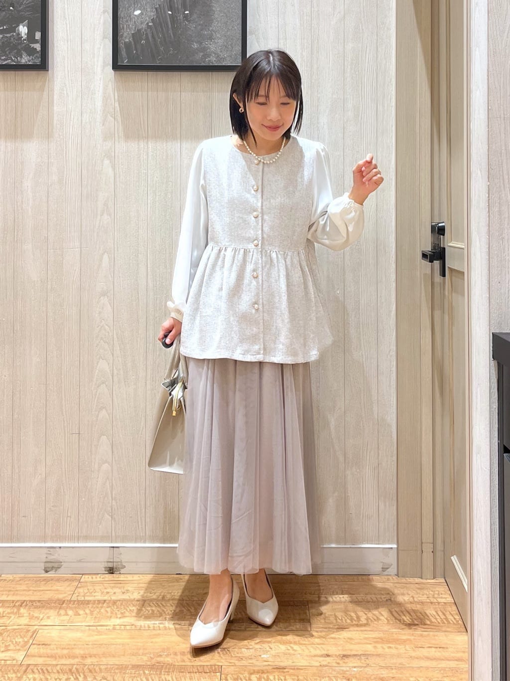 shirayuuuさんの「SHOO･LA･RUE｜【2WAY】きれいめスタイルにマッチする 一枚革風 三層トートバッグ」を使ったコーディネート