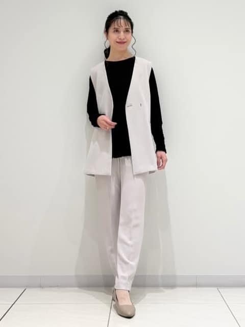 kayoさんの「INDIVI｜【洗える／レイヤードにおすすめ】シャーリングレース ロングTシャツ」を使ったコーディネート
