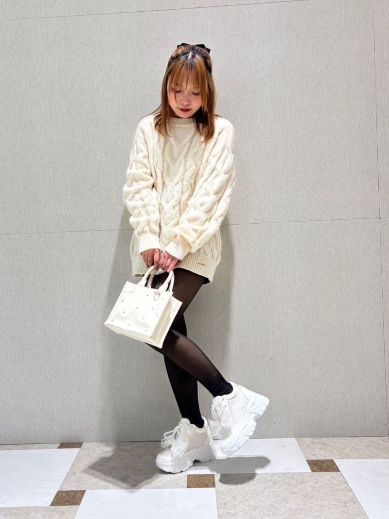 せらら⭐️さんの「ESPERANZA｜2WAYキラキラハンドバッグ」を使ったコーディネート