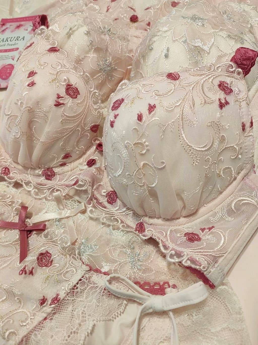 Kakoさんの「Risa Magli｜シュテファニ ブラジャー (B-C) ＜Side Shape（サイドシェイプ）＞」を使ったコーディネート
