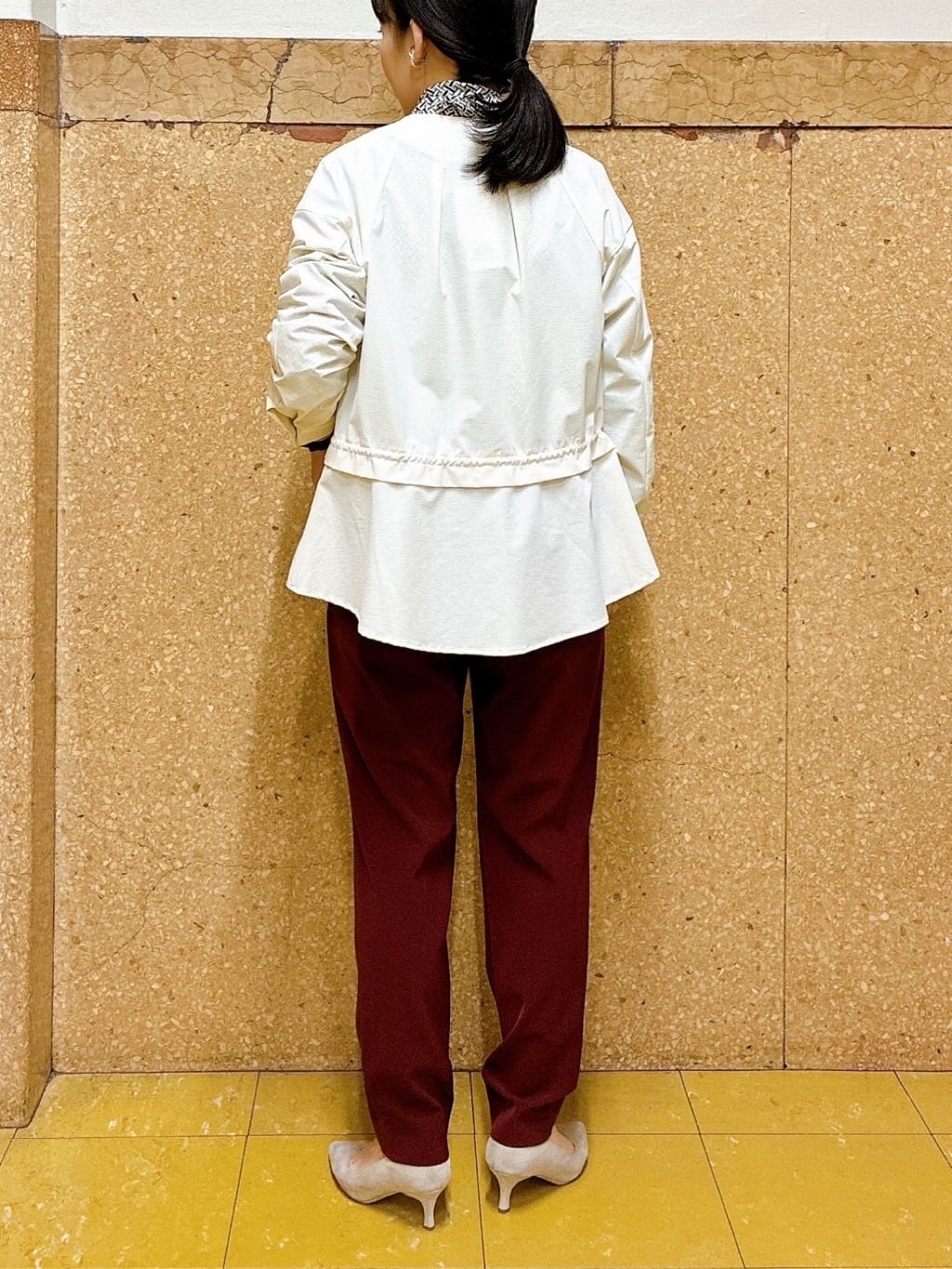 hattoriさんの「INDIVI｜ジオメプリントボウタイブラウス」を使ったコーディネート