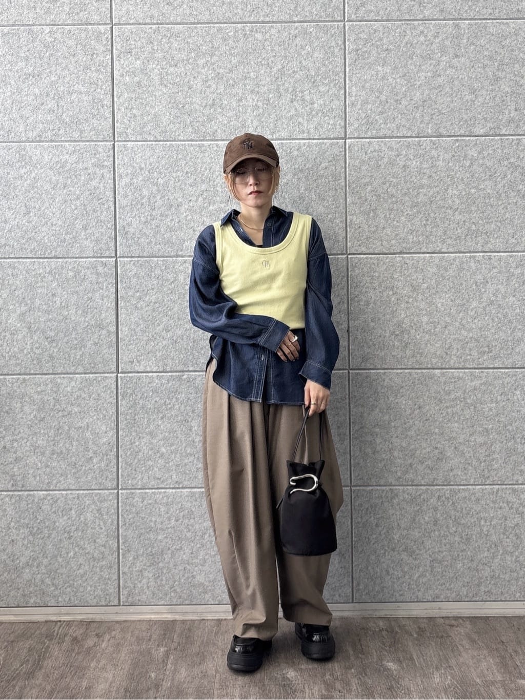 kotakiさんの「INDIVI｜ダブルブレストオーバージャケット」を使ったコーディネート