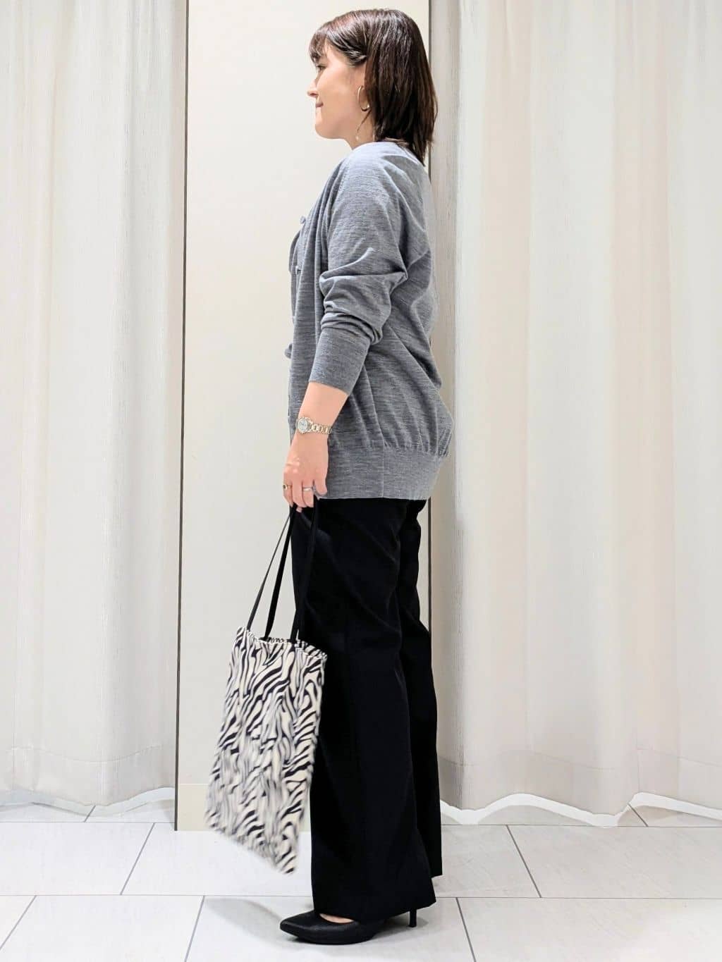 Onumaさんの「UNTITLED｜【アンサンブル可/洗える/Vネック】ウールシルクカーディガン」を使ったコーディネート