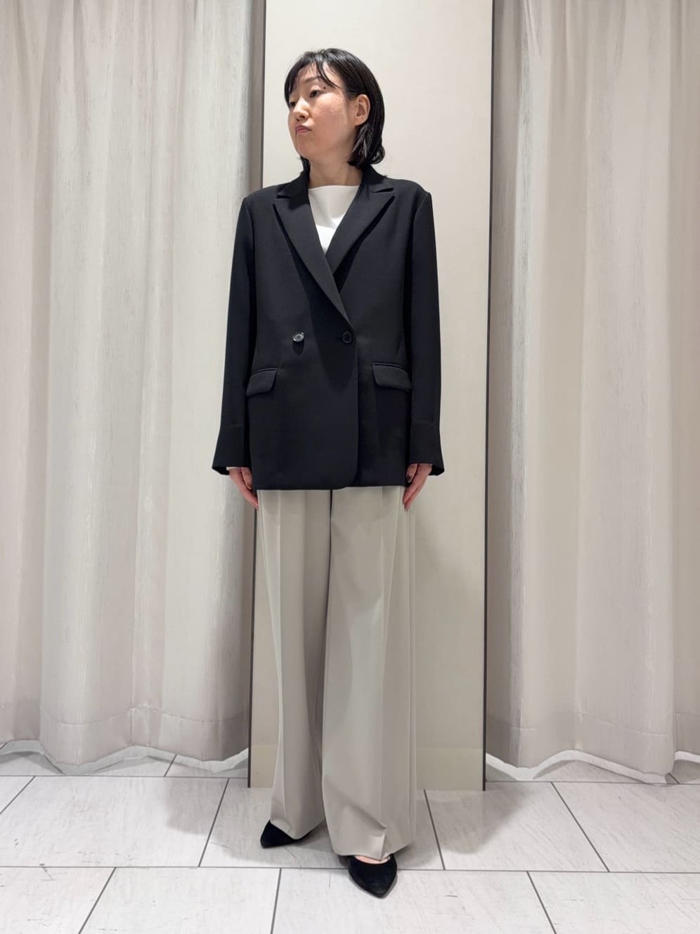 わたなべさんの「UNTITLED｜◆【洗える/ストレッチ性】ダブルブレストジャケット」を使ったコーディネート