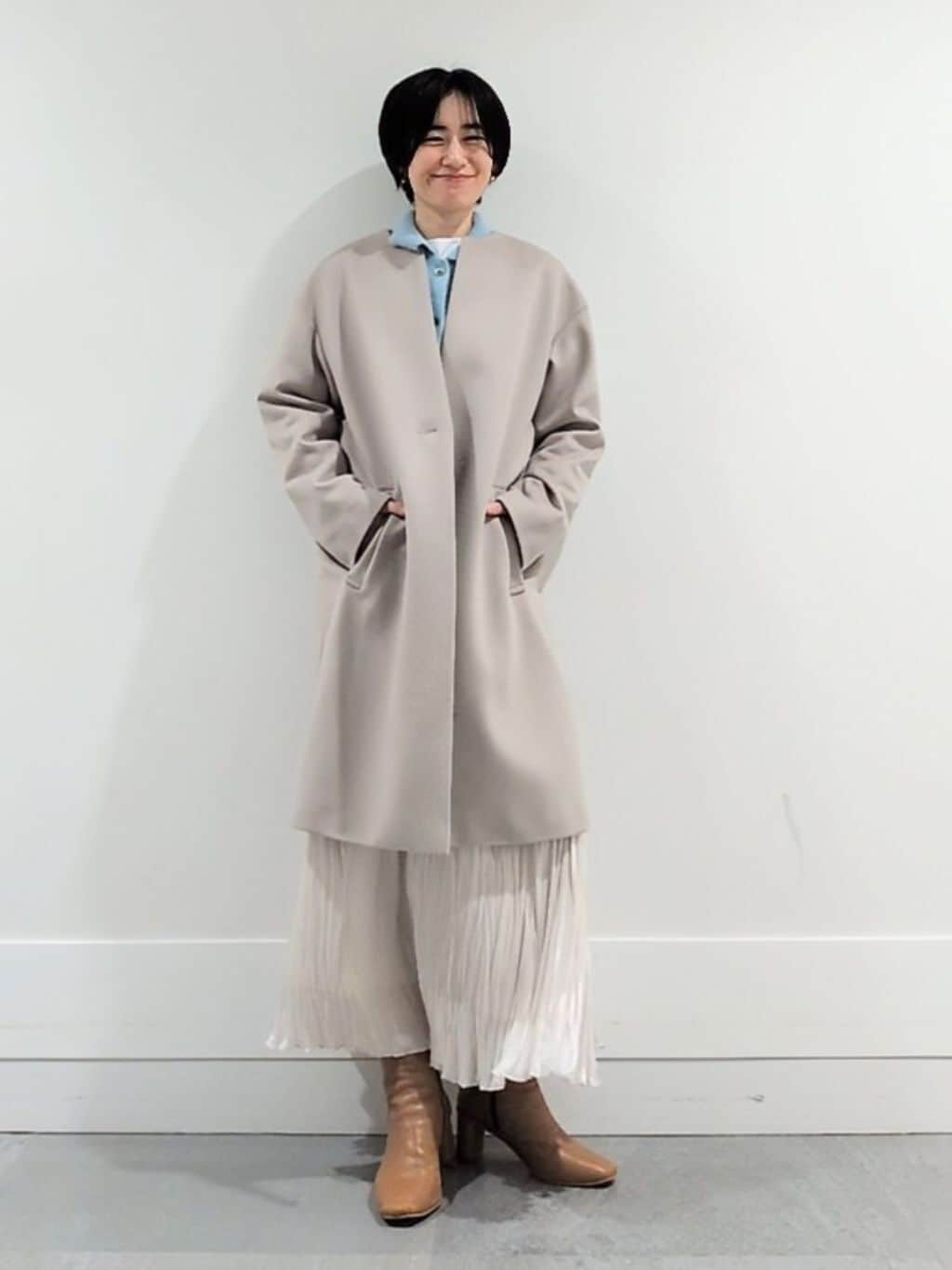 ミズタさんの「UNTITLED｜【ふわふわニット/オンオフ使える】フォックスカシミヤ衿付きカーディガン」を使ったコーディネート
