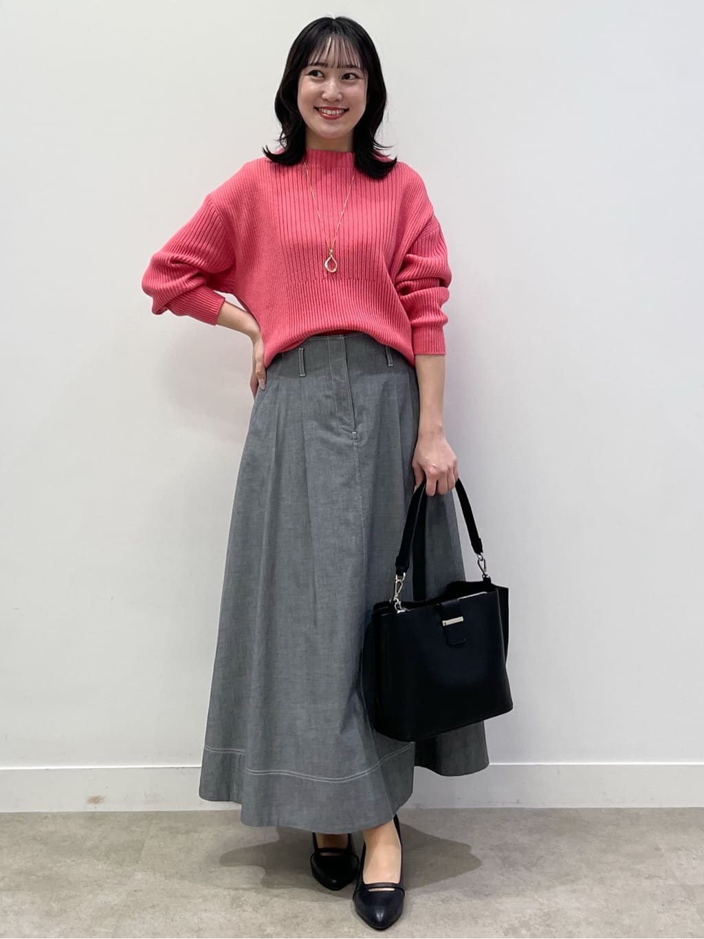 yukariさんの「Reflect｜【撥水】ストレッチタフタミドル丈スタンドカラーコート」を使ったコーディネート