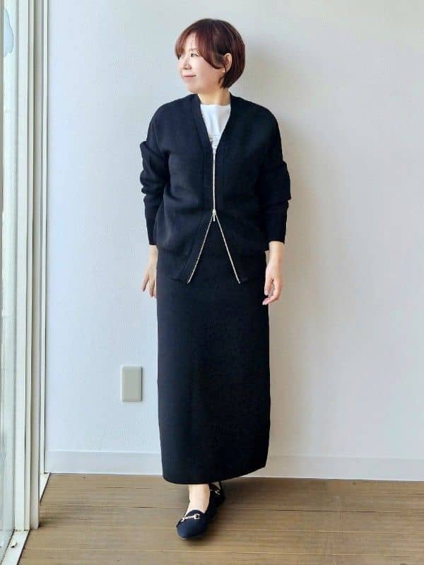 やじまさんの「UNTITLED｜◆【軽羽織り/セットアップ可】ジップアップニットカーディガン」を使ったコーディネート