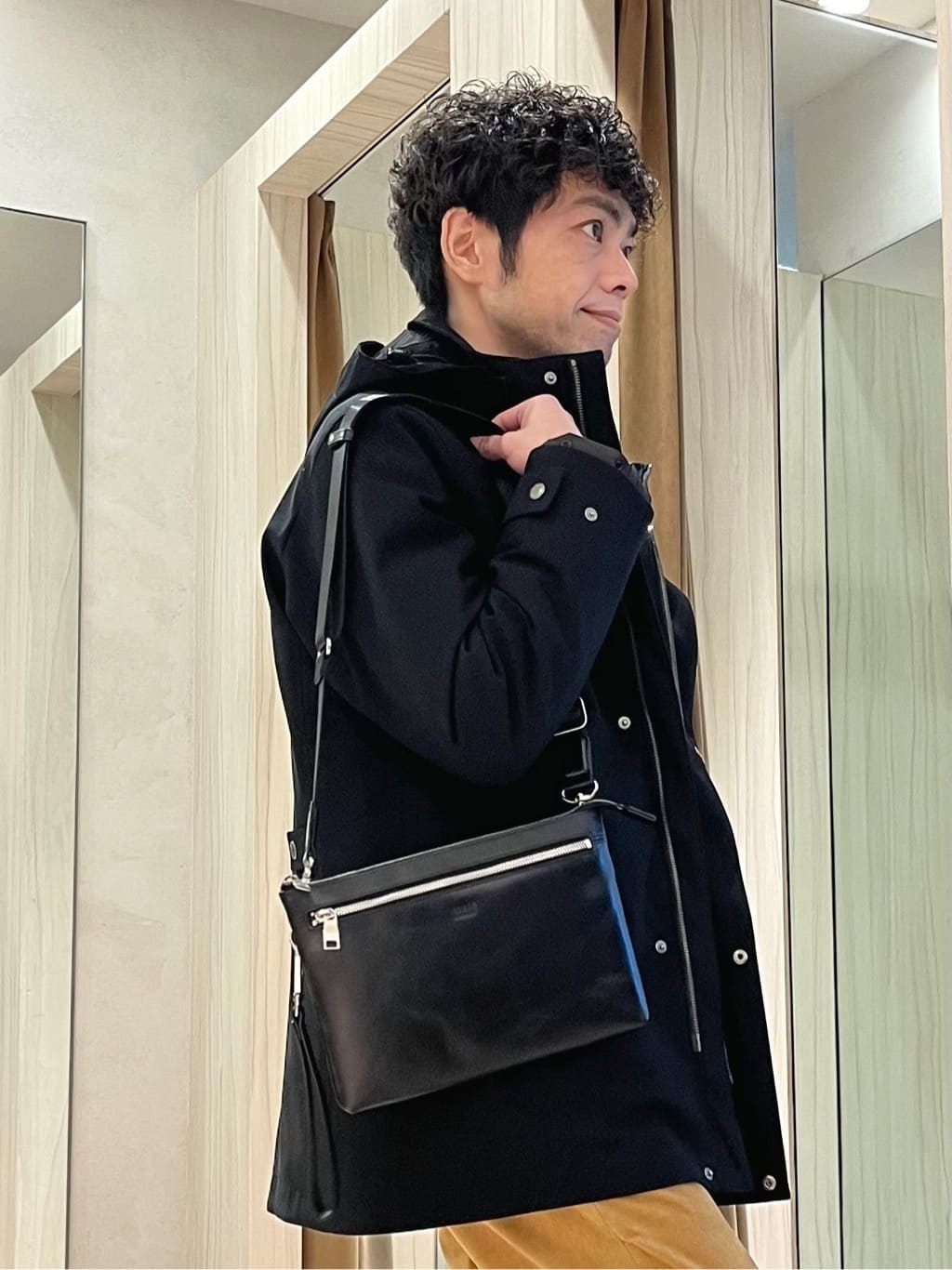 URAさんの「TAKEO KIKUCHI｜【3WAY】ドビー ダウンライナー付ブルゾン」を使ったコーディネート