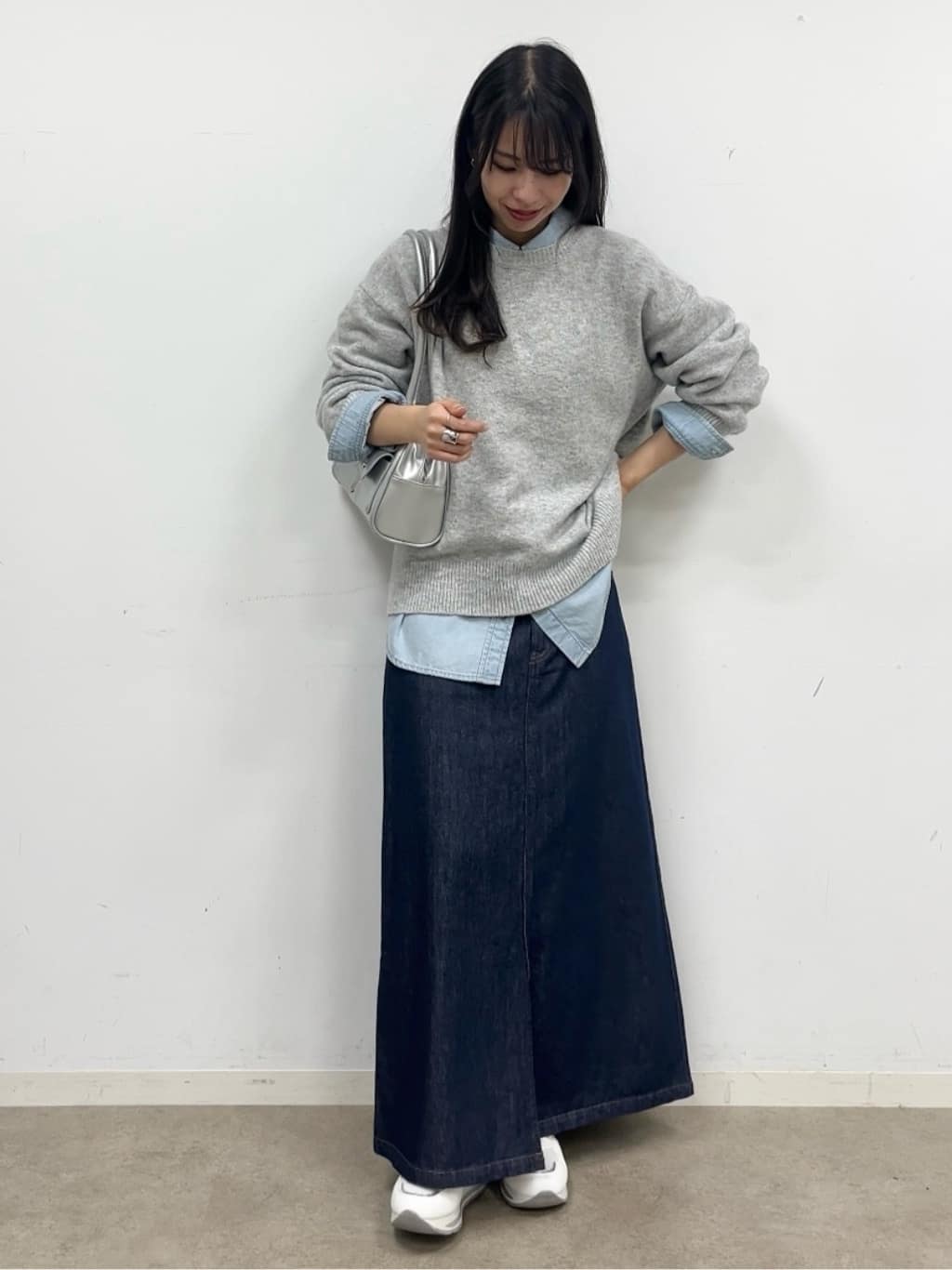 cotaniさんの「SHOO･LA･RUE｜【洗濯機可】お気に入りカラーを身にまとって　ふんわりゆるニット」を使ったコーディネート