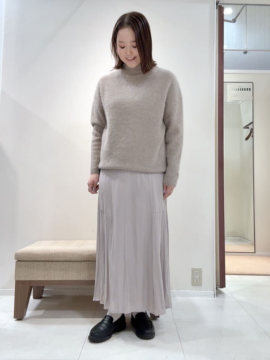 YUIさんの「UNTITLED｜【はっ水機能/フード取り外し可】ミディダウンコート」を使ったコーディネート