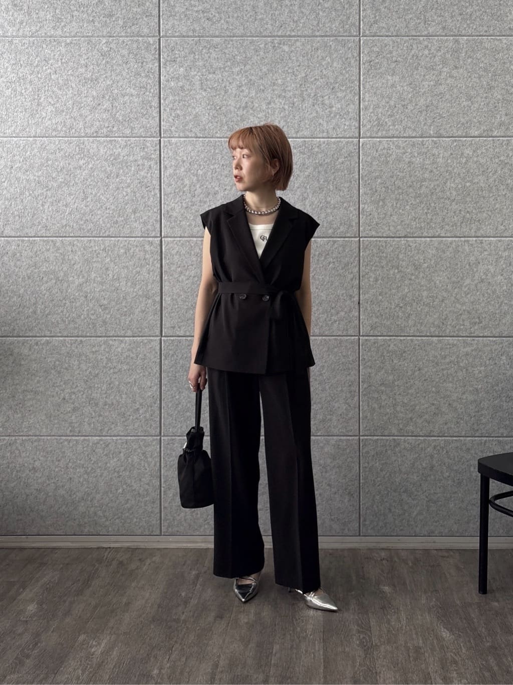 mikuさんの「INDIVI｜Comfy SET UP｜イージーサイドラインワイドパンツ【セットアップ対応／通勤／カセット服／接触」を使ったコーディネート