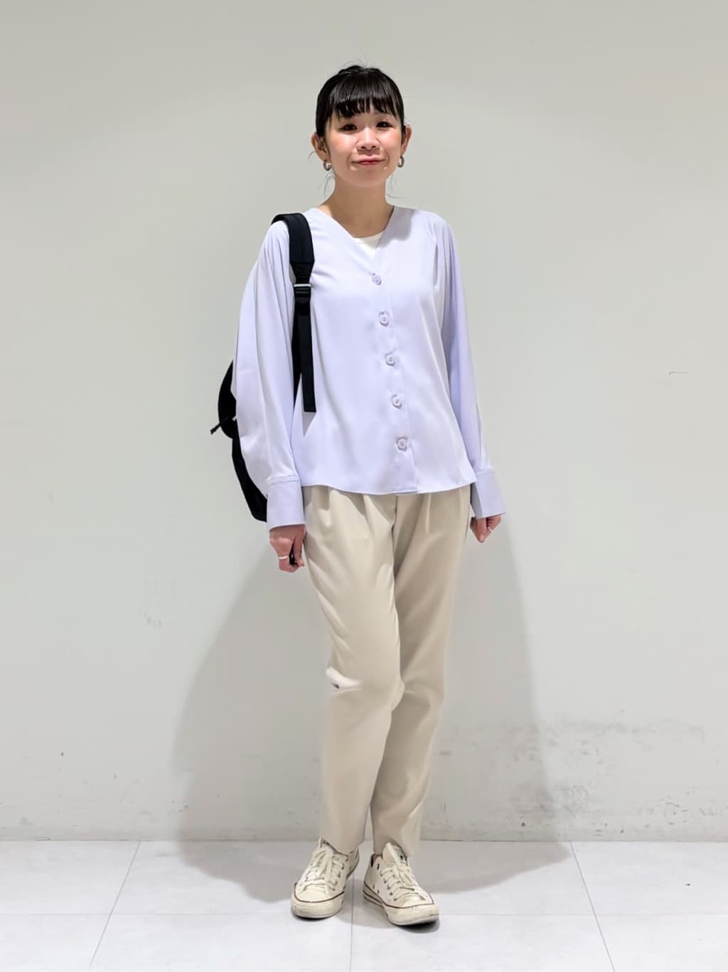 tsuyuさんの「INDIVI｜【超軽量／大人カジュアル】収納力◎！ギャザーフォルムリュック」を使ったコーディネート