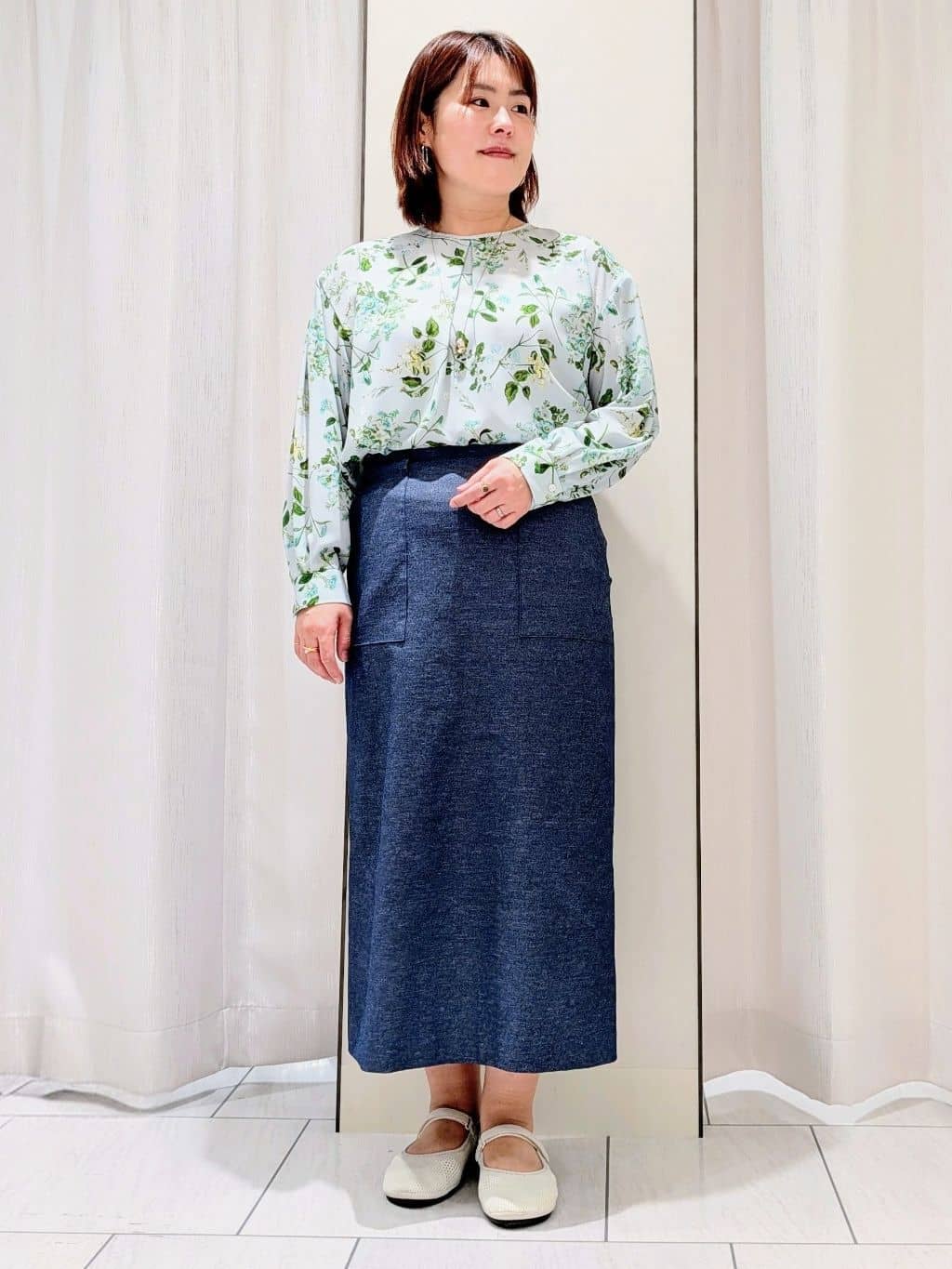 Onumaさんの「UNTITLED｜【花柄/洗える】ボタニカルブラウス」を使ったコーディネート