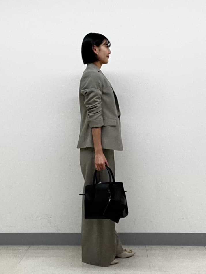 hinanoさんの「INDIVI｜【通勤／オフィス】タックジョーゼットブラウス」を使ったコーディネート