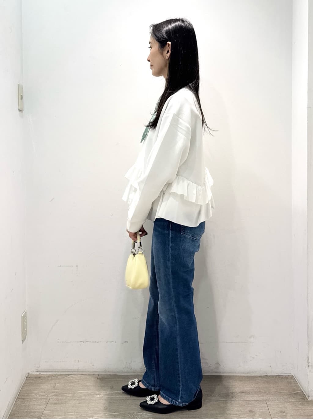 yuicciさんの「OPAQUE.CLIP｜裾フリルドッキングトップス【洗濯機OK】」を使ったコーディネート