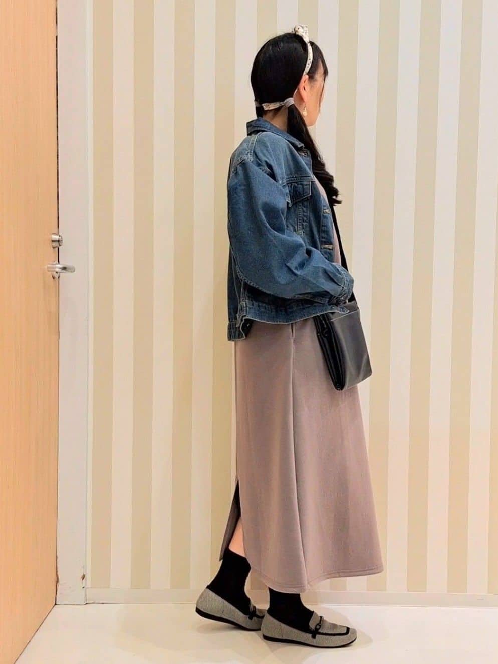 Saoさんの「SHOO･LA･RUE｜【SHOO・LA・RUE DENIM】羽織るだけでこなれる　オーバーサイズデニムジャケット」を使ったコーディネート