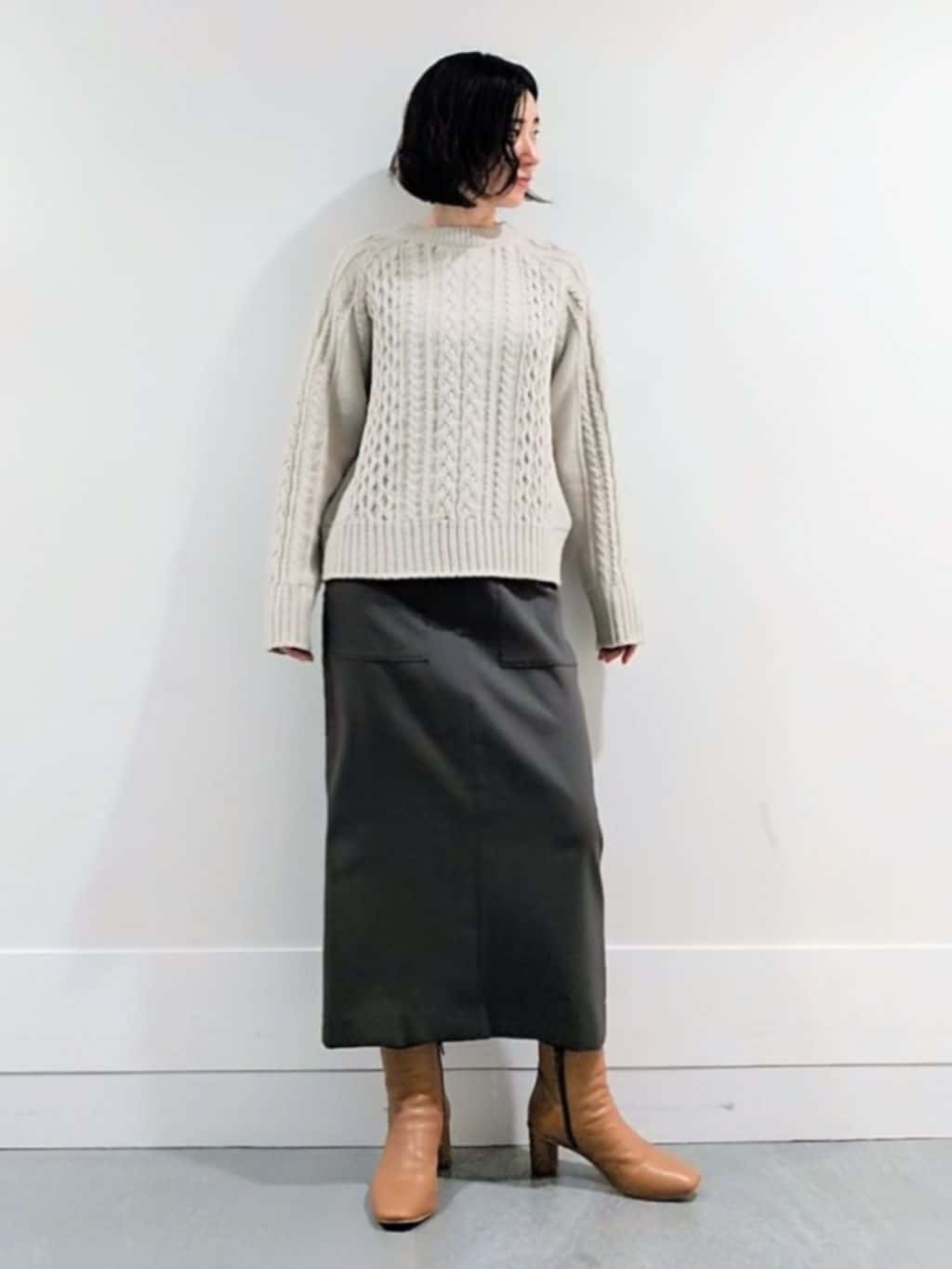 ミズタさんの「UNTITLED｜【ミディ丈/軽やか】セミラグランリバー コート」を使ったコーディネート
