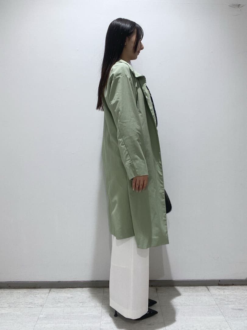 meiさんの「INDIVI｜【SETUP可能】モダンフラワー柄キャンディスリーブブラウス」を使ったコーディネート