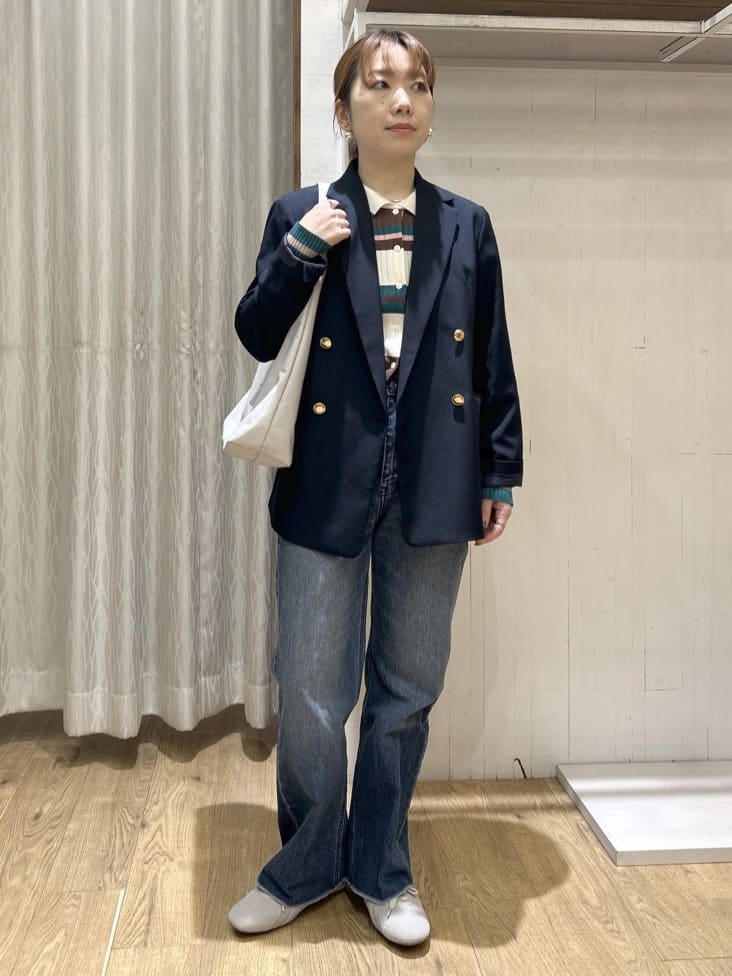 ga_riさんの「THE SHOP TK｜【通勤にもデイリーにも】CAVIAN 金ボタンダブルブレストジャケット」を使ったコーディネート