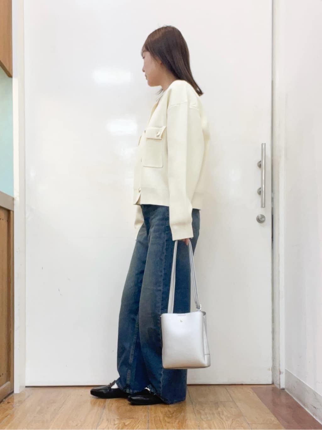 sakiさんの「SHOO･LA･RUE｜【洗濯機可/S-LL】1枚でも羽織りでも 華やか上品カーデ」を使ったコーディネート