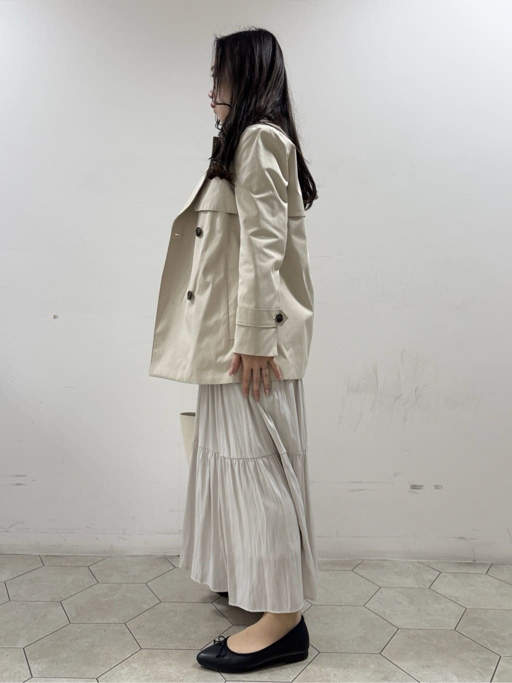 kahoさんの「INDIVI｜【花粉付着防止／撥水／UVケア】名品トレンチコート」を使ったコーディネート