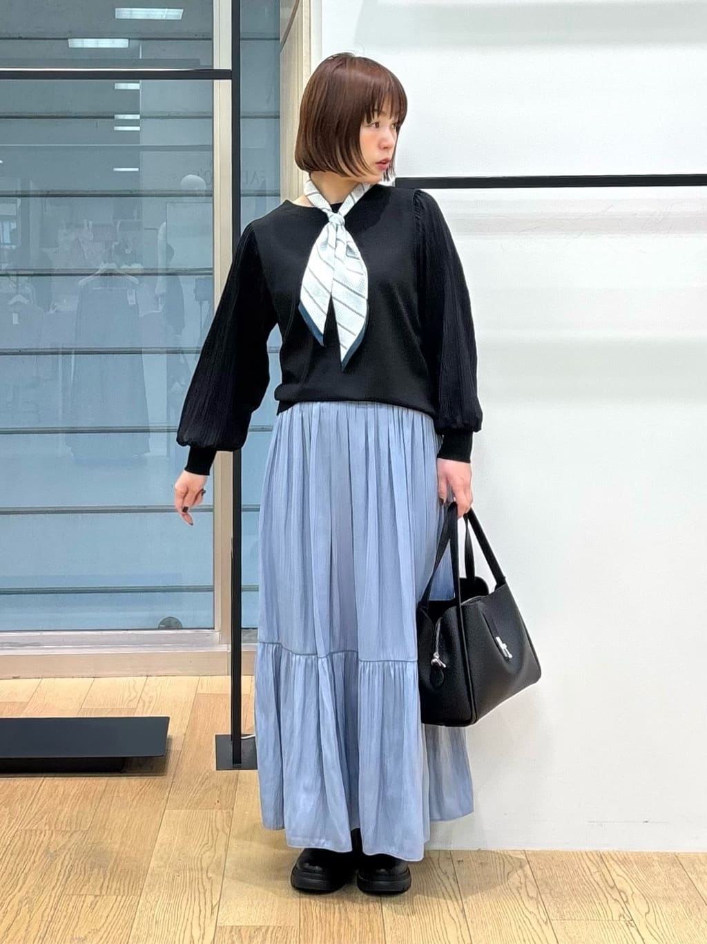 asamiさんの「INDIVI｜【洗える／華やか】袖プリーツニット」を使ったコーディネート