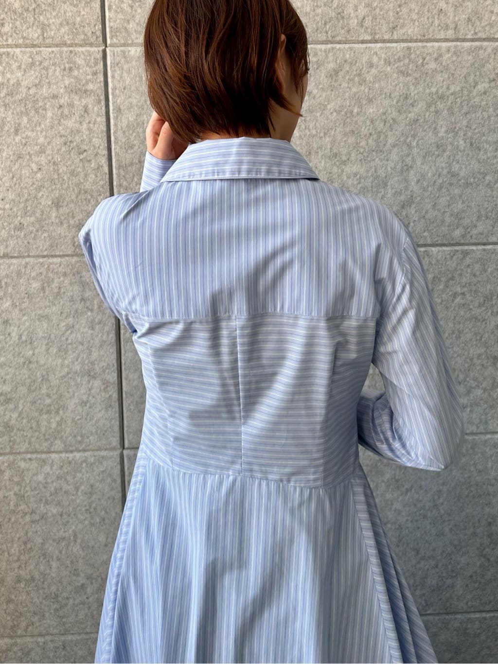 harunaさんの「CODE A｜stripe shirt dress」を使ったコーディネート