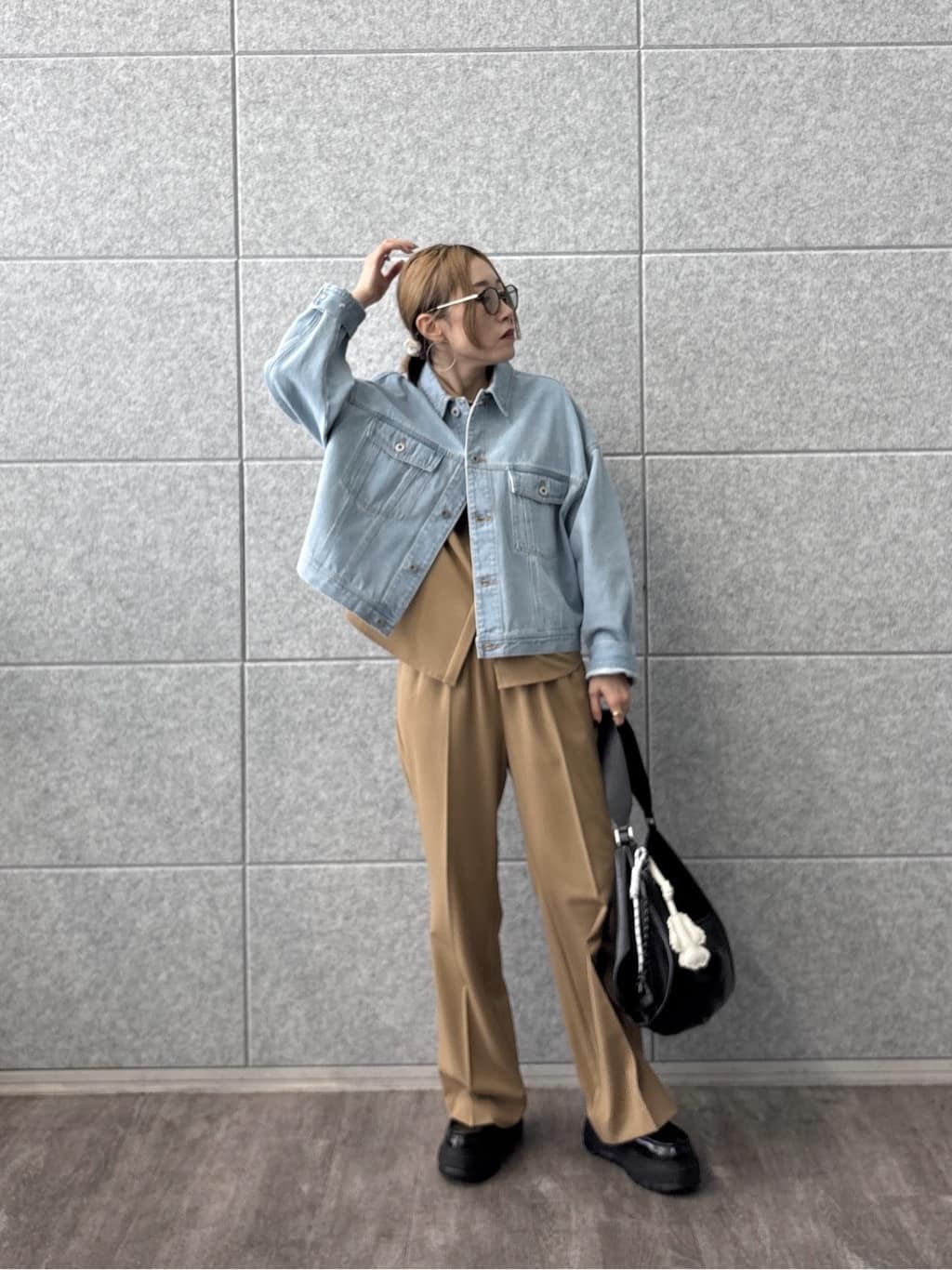 kotakiさんの「INDIVI｜Comfy SET UP｜ストレートフレアパンツ【セットアップ対応／通勤／カセット服／接触冷感／UV」を使ったコーディネート