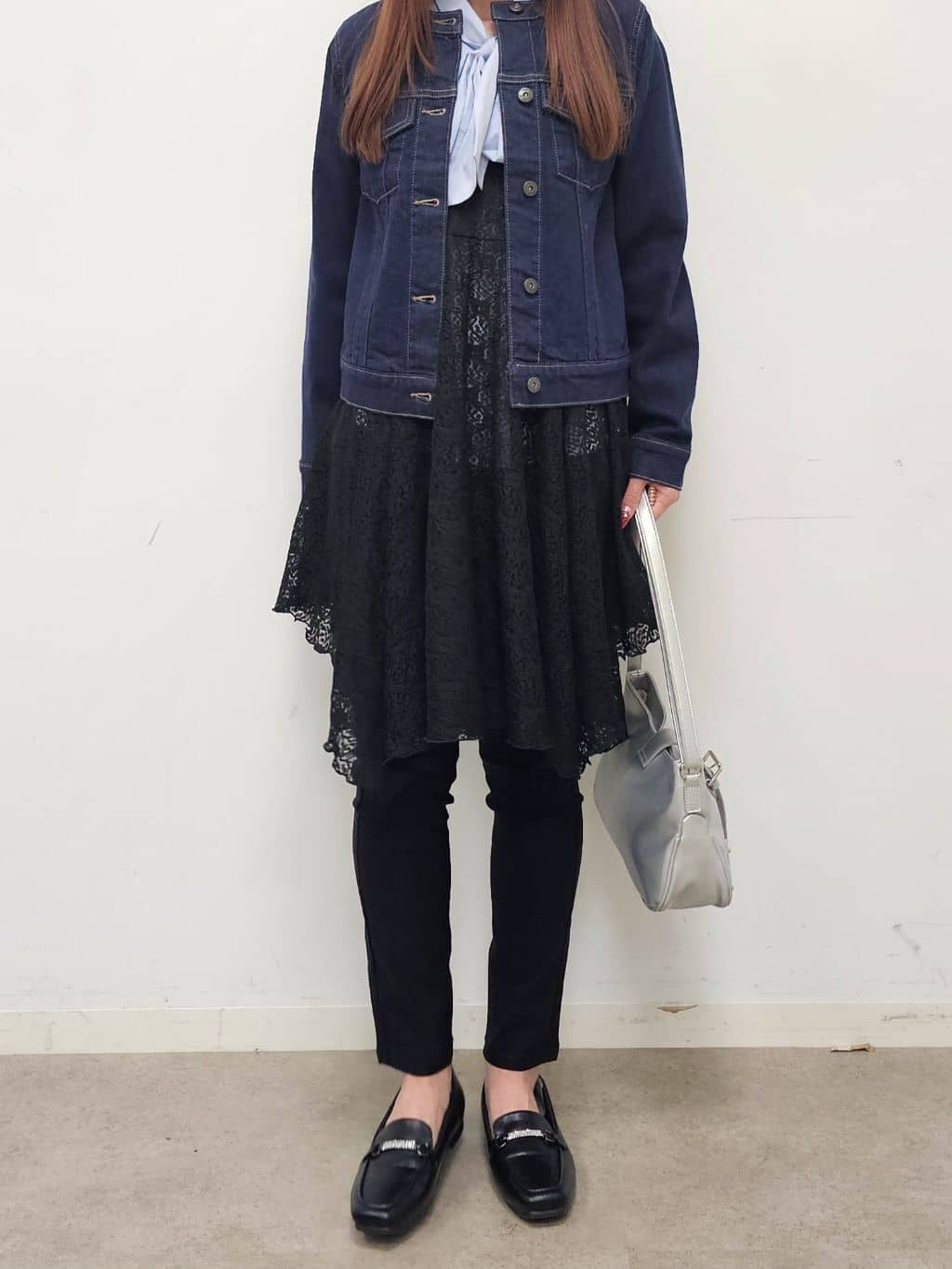 ゆゆさんの「SHOO･LA･RUE｜【SHOO・LA・RUE DENIM/S-LL/高レビュー】大人のための ノーカラーデニムジャケット」を使ったコーディネート