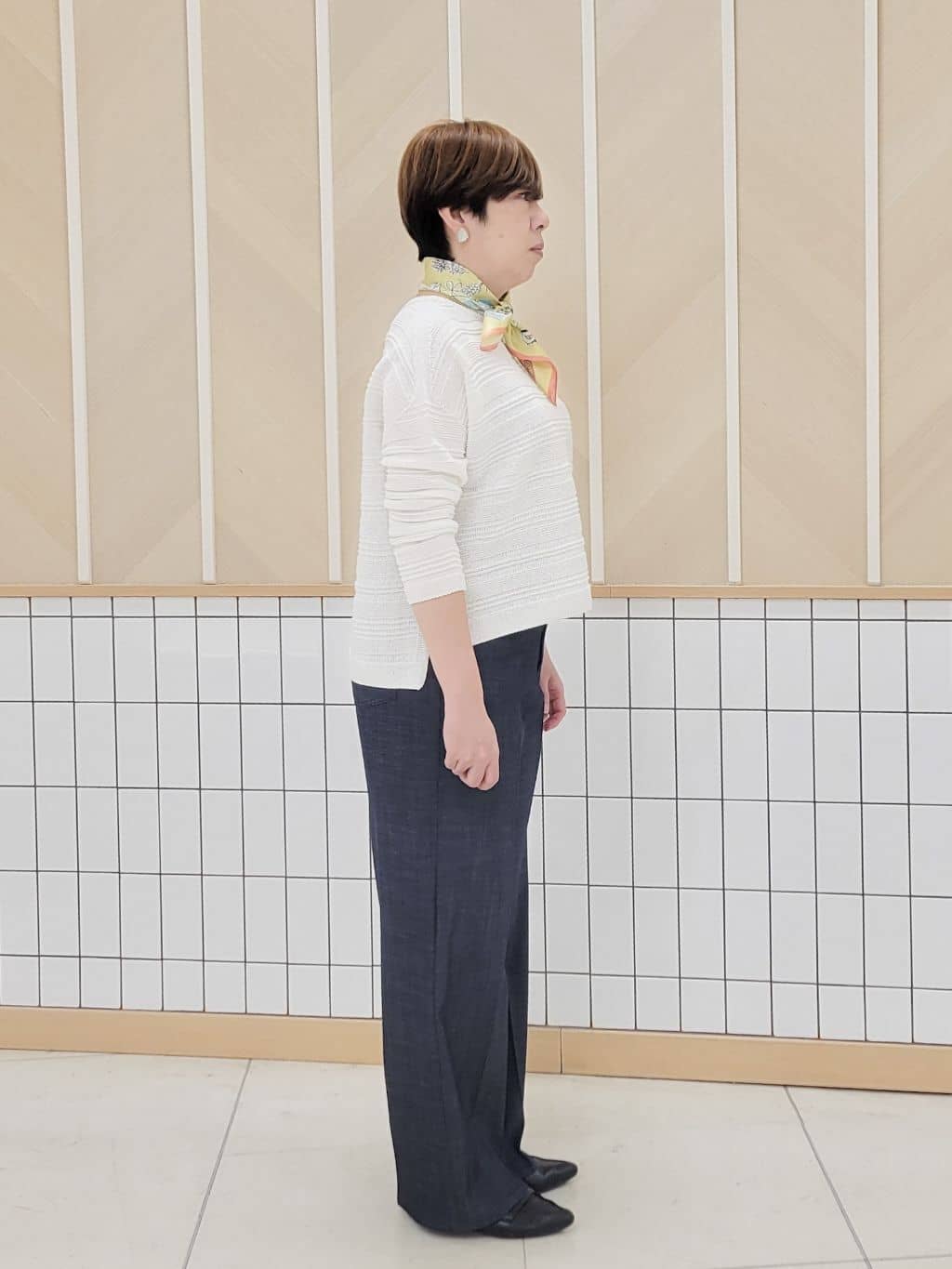 tomoさんの「COUP DE CHANCE｜【手洗い可／日本製】和紙ニットプルオーバー」を使ったコーディネート