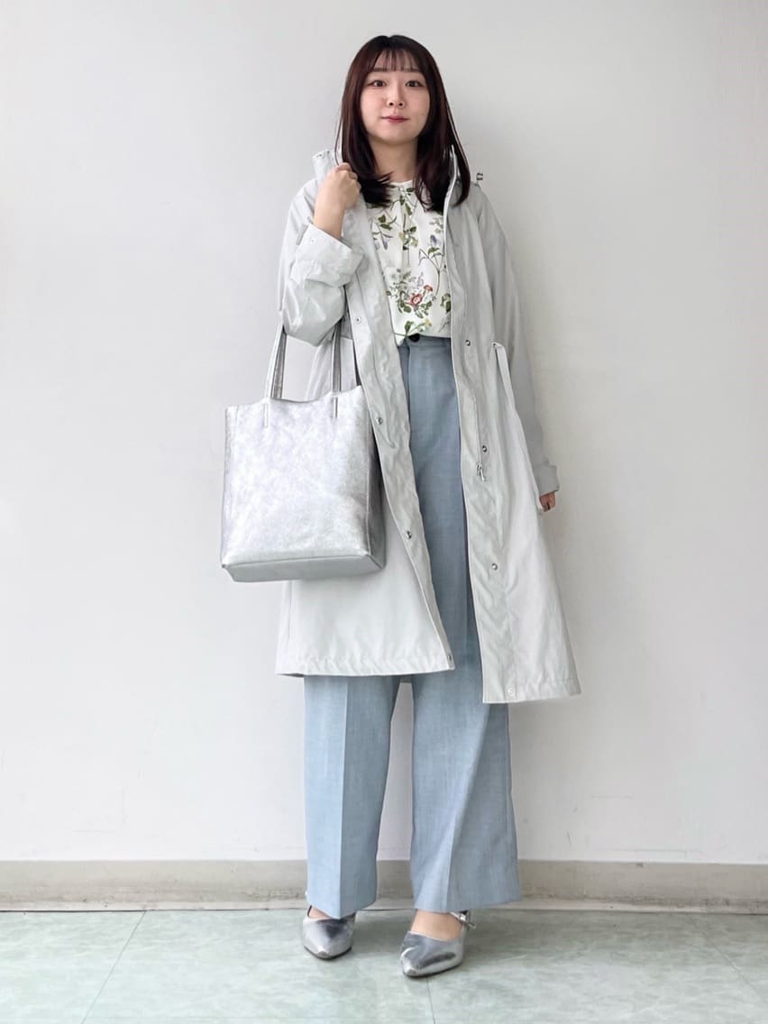 KAHOさんの「UNTITLED｜【花柄/洗える】ボタニカルブラウス」を使ったコーディネート
