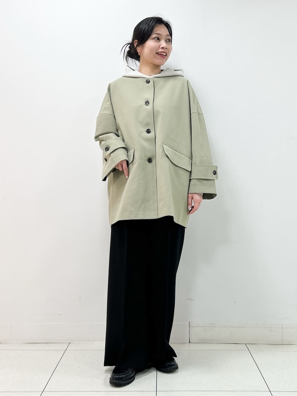 Kaiさんの「Dessin｜【花粉ガード/撥水加工/洗える】クルーネックスプリングコート」を使ったコーディネート