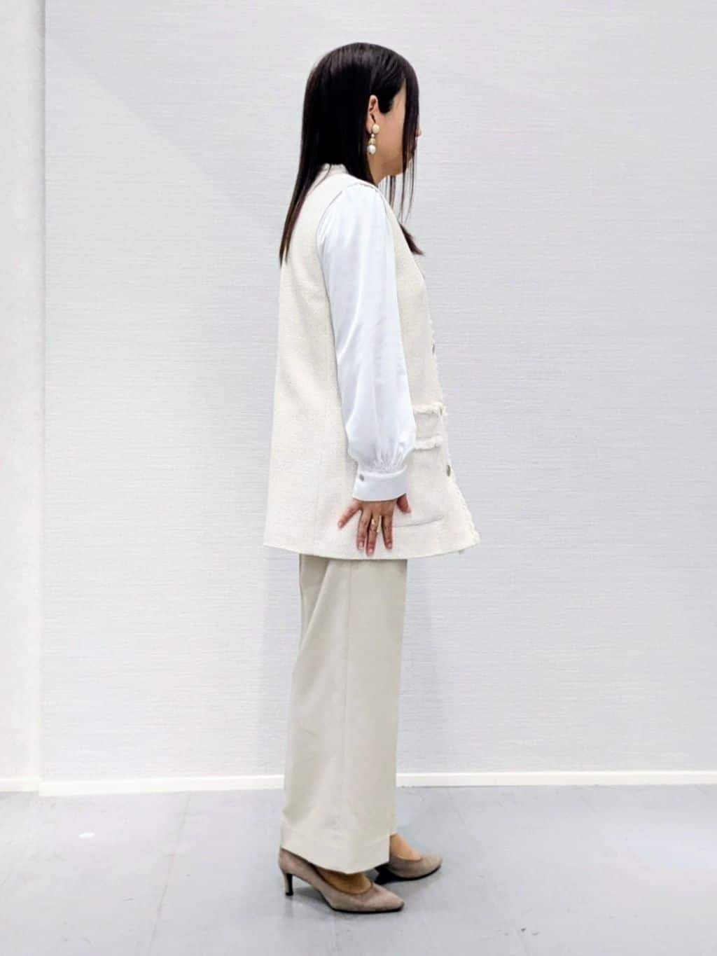 makkyさんの「UNTITLED｜【オンオフ使える】スラブツイード ジレ」を使ったコーディネート