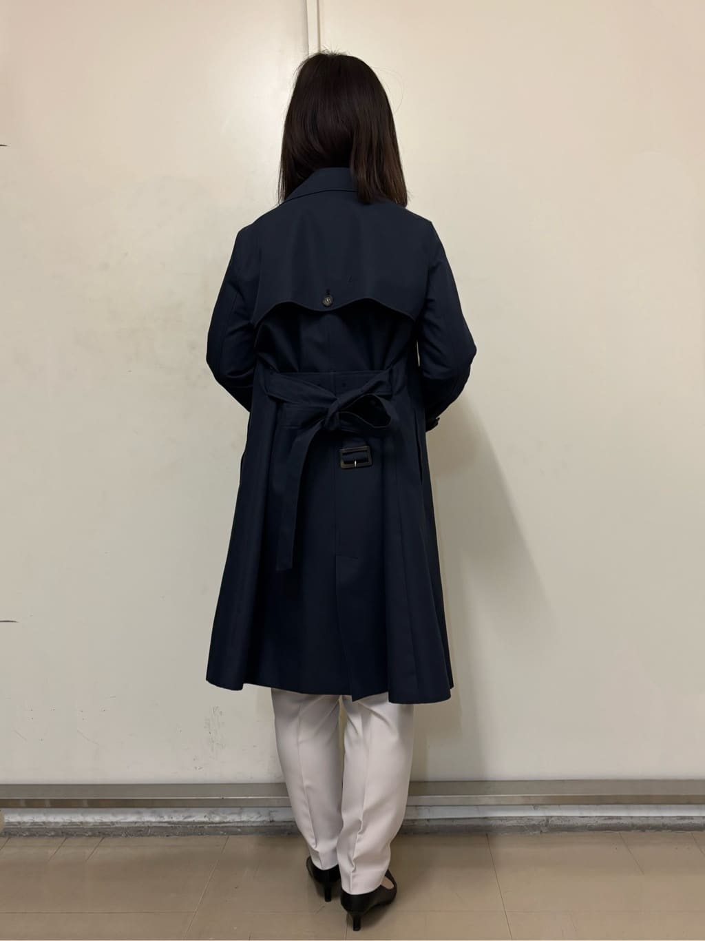 やまさんの「OPAQUE.CLIP｜軽量合皮バイカラーミドルボストンバッグ【2WAY】」を使ったコーディネート