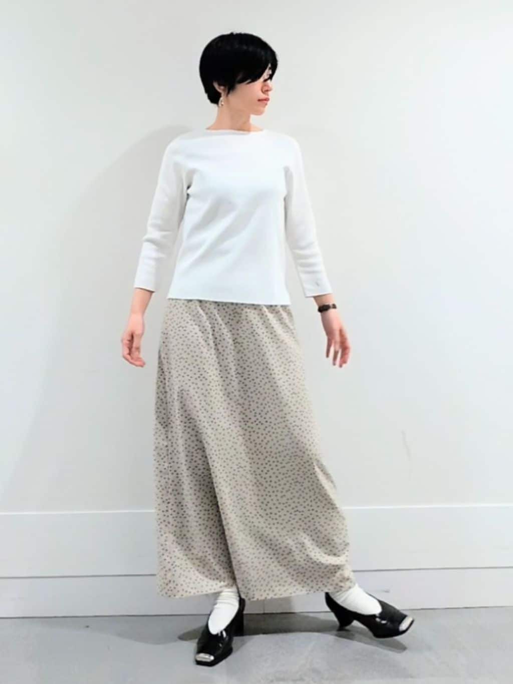 ミズタさんの「UNTITLED｜【洗える/七分袖】ボートネックコットンプルオーバー」を使ったコーディネート
