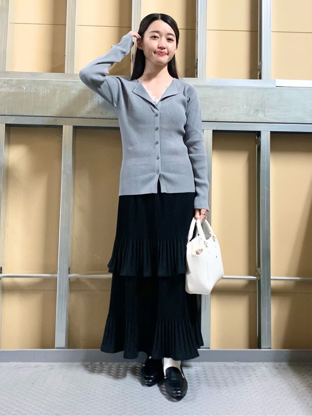sahoさんの「THE SHOP TK｜レースレイヤードリブニット」を使ったコーディネート