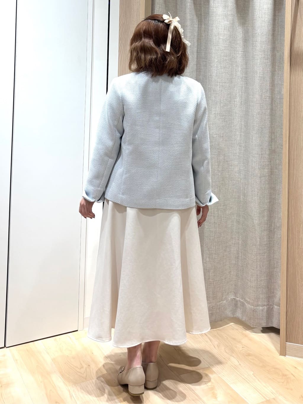  𝐦𝐢𝐨 さんの「grove｜【ハレの日・通勤】きちんとからカジュアルまで着回せる、ミドル丈ツイードジャケット」を使ったコーディネート