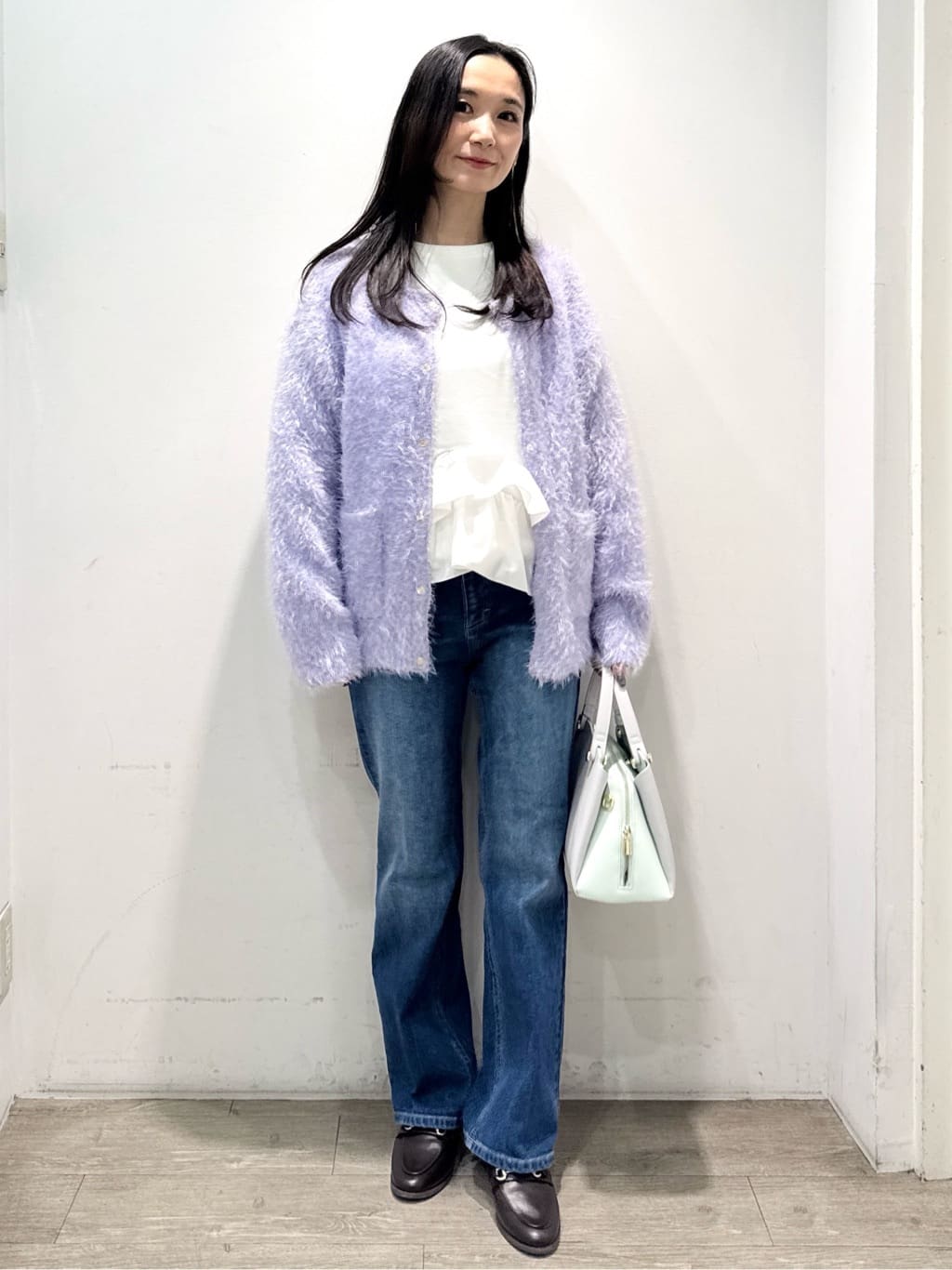 yuicciさんの「OPAQUE.CLIP｜ストレッチセミフレアデニム【洗濯機洗い可】《SS～LL》」を使ったコーディネート