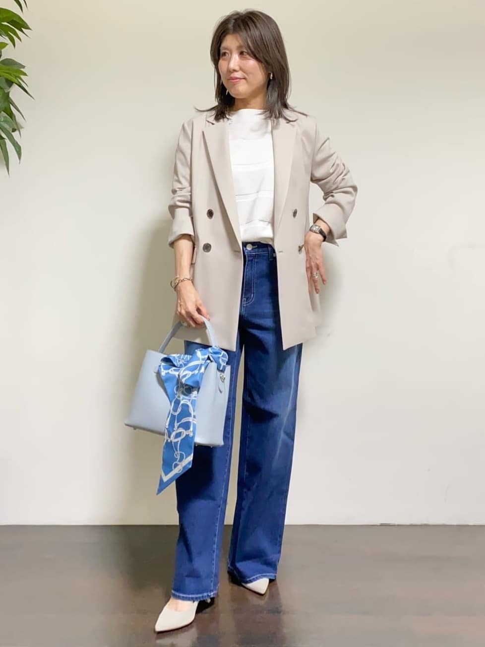 tomoさんの「UNTITLED｜【新色追加/セットアップ可】エアリー ダブルブレストジャケット」を使ったコーディネート