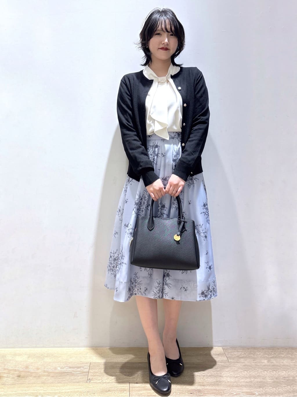mizukiさんの「index｜ボウタイタックブラウス【洗濯機OK／防シワ】《XS～3L》」を使ったコーディネート