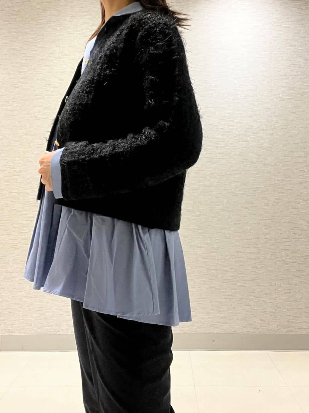 marikoさんの「Reflect｜【お食事会やお出かけに◎】ふんわりジャカード編みカーディガン」を使ったコーディネート