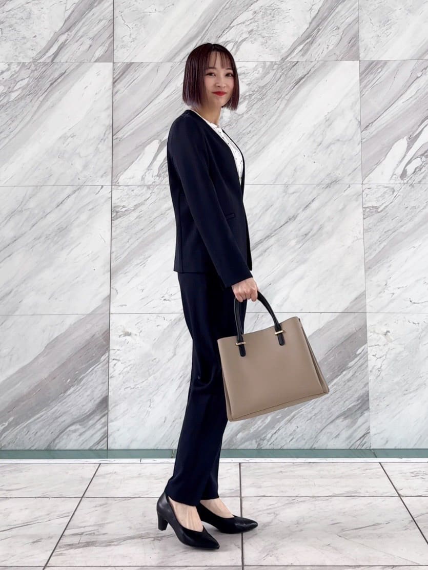 𝐜𝐡𝐢𝐤𝐚さんの「SHOO･LA･RUE｜【洗濯機可/UV/SS-3L】すっきり好印象 ノーカラージャケット」を使ったコーディネート
