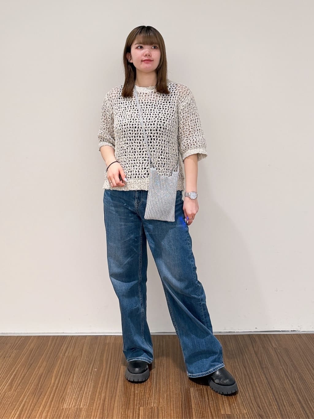 emikaさんの「INDIVI｜【洗える／ラメ混／5分袖】イタリア糸ファンシーヤーンニット」を使ったコーディネート