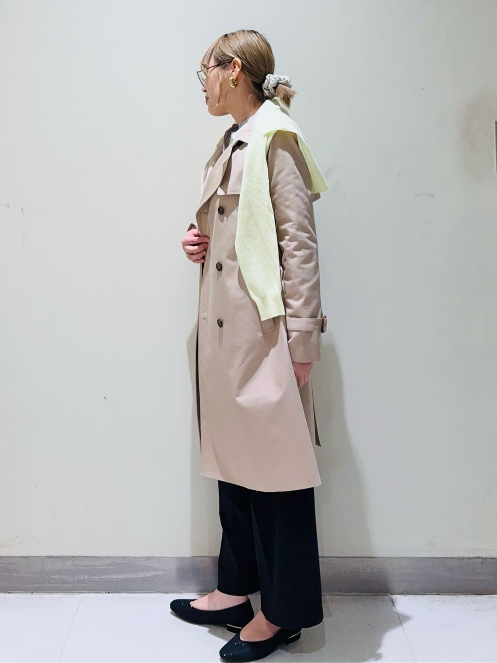 みきちぃさんの「index｜撥水トレンチコート【洗濯機OK／花粉対応】《XS～3L》」を使ったコーディネート