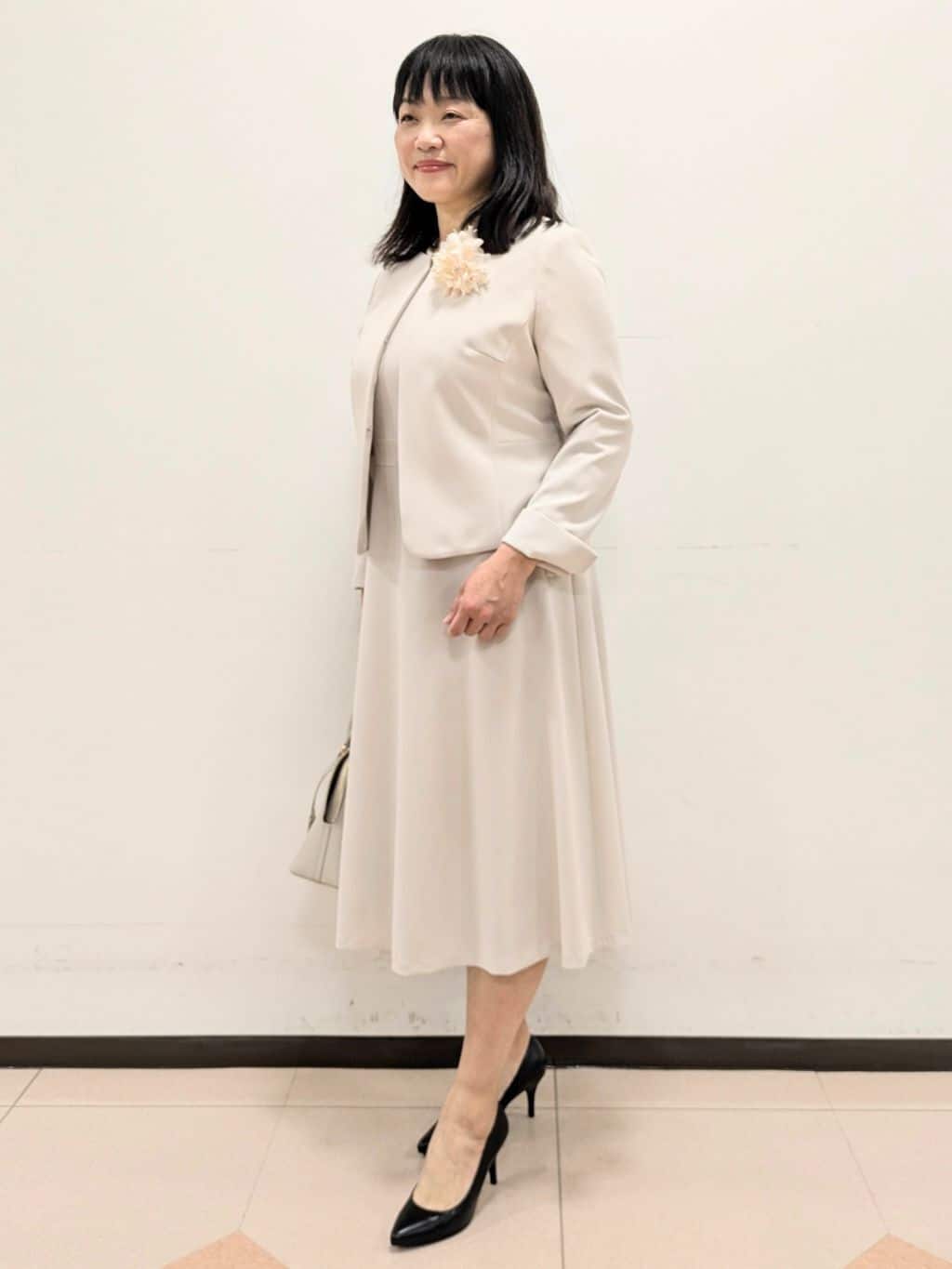 ともさんの「UNTITLED｜【追加/日本製】ブーケフラワーコサージュ」を使ったコーディネート